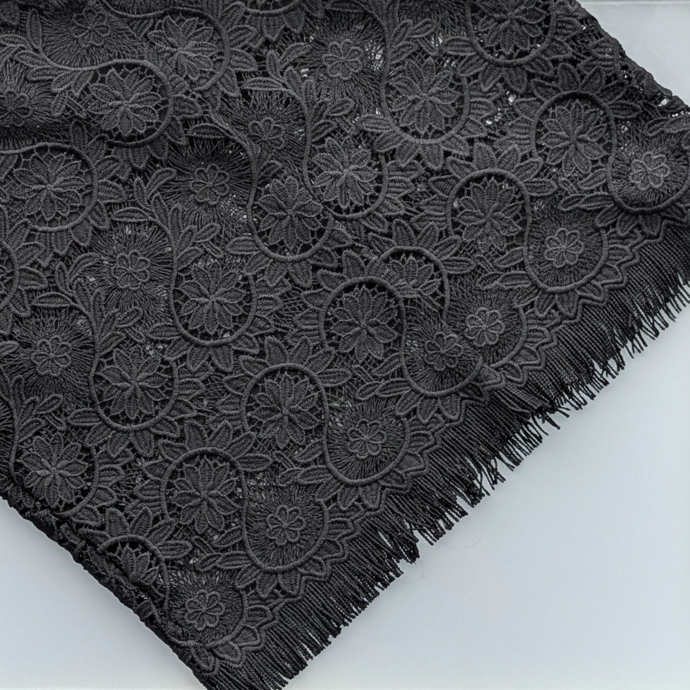 Forever 21 Black Lace Wiggle Skirt - Picture 3 of 6